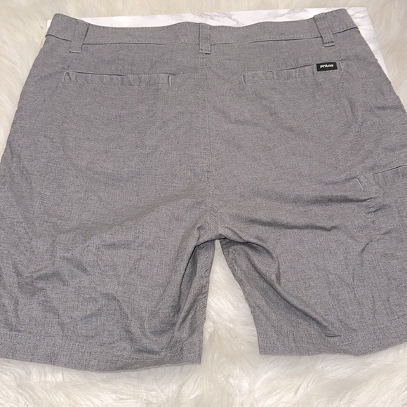 Prana Men's Gray Shorts size 36 standard fit - Picture 7 of 7